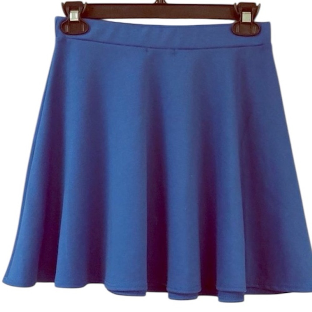 Abound Skater Blue Skirt Size Medium